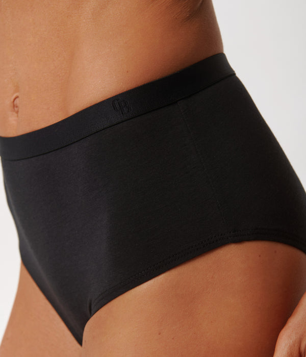 Bambus Pakke - Toppe med Tynde Stroppe & Maxi Trusser & Strømper - Sort