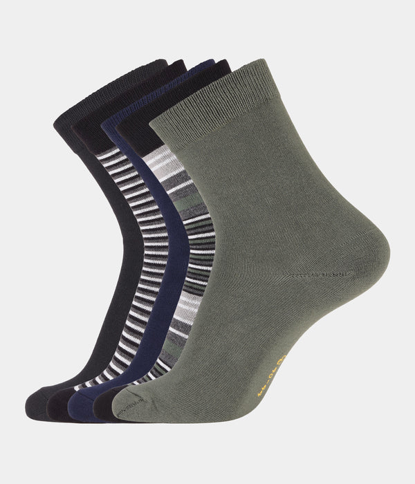 5 par bambus strømper i army og stribe mix 30-33 Copenhagen Bamboo